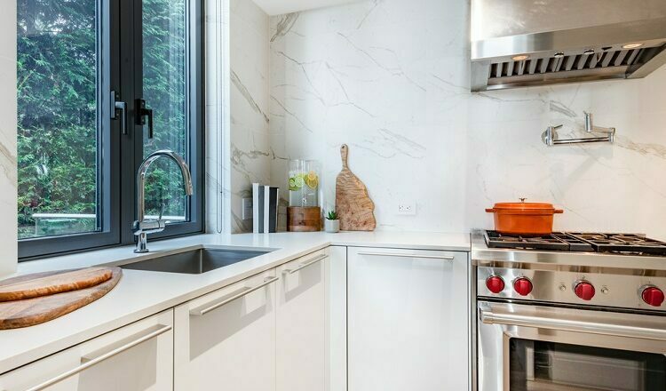 Important features of kitchen cabinet